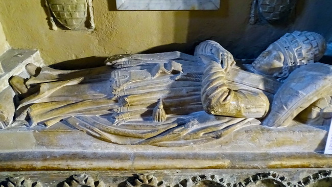 Гробница Бенедикта XII