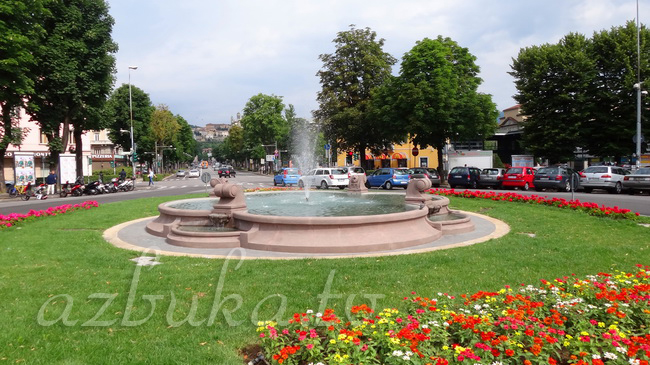 Piazzale Guglielmo Marconi (привокзальная площадь)