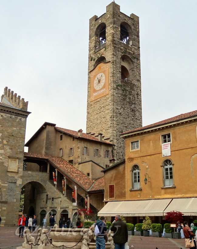 Дворец Подеста и Городская башня