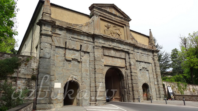 Ворота Святого Августина