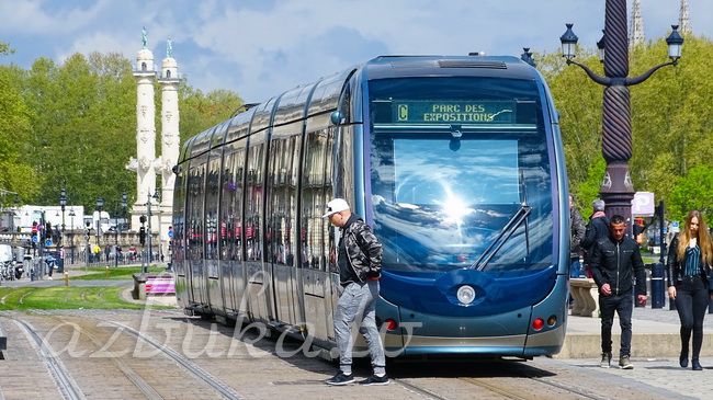 Трамвай в Бордо