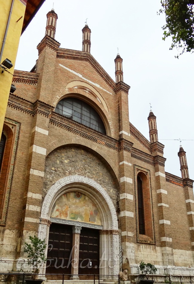 Церковь Санта-Мария-дель-Кармин