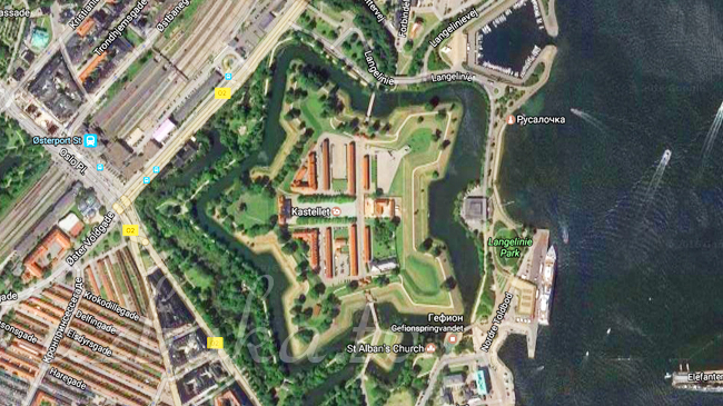 Крепость Кастеллет (карты Google)