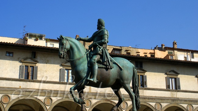 Статуя Франческо I