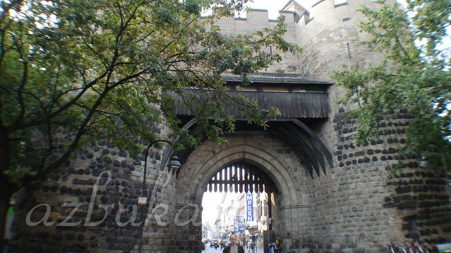 Айгельштайнские ворота