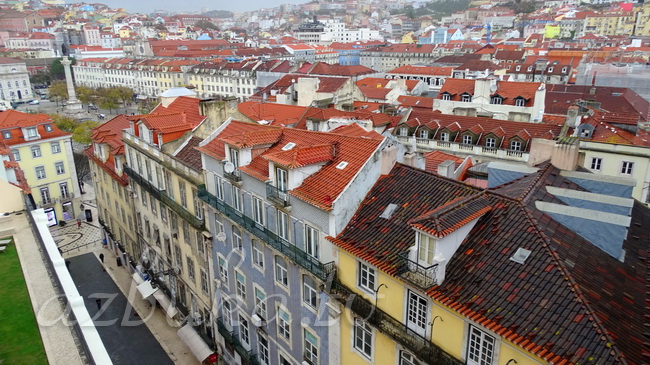 Лиссабон с подъёмника Санта Жушта
