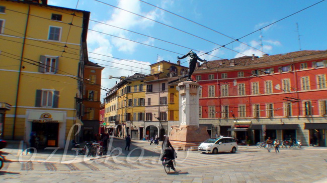 Piazza Filippo Corridoni