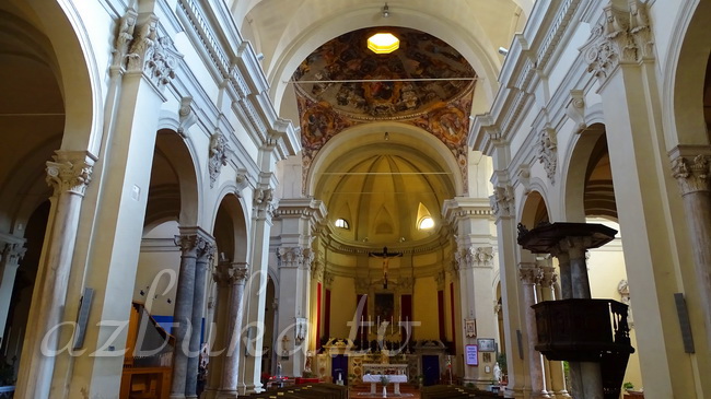 В базилике Сан-Джованни Баттиста